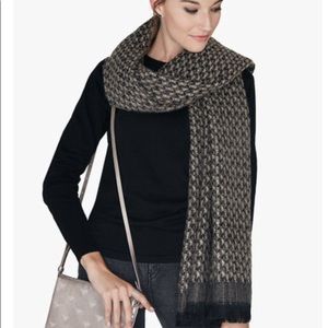 Stella & Dot - Cortina Poncho Scarf - never worn!